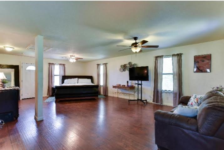 Bed and Breakfast Austin Escape Cedar Creek Exterior foto